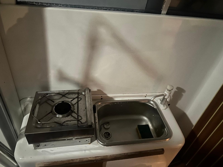 Beneteau Antares 6 - za sezonu!