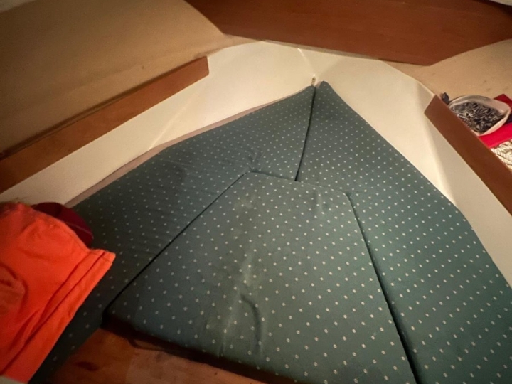 Beneteau Antares 6 - za sezonu!