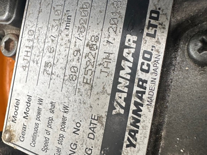 Beneteau Antares 6 - za sezonu!