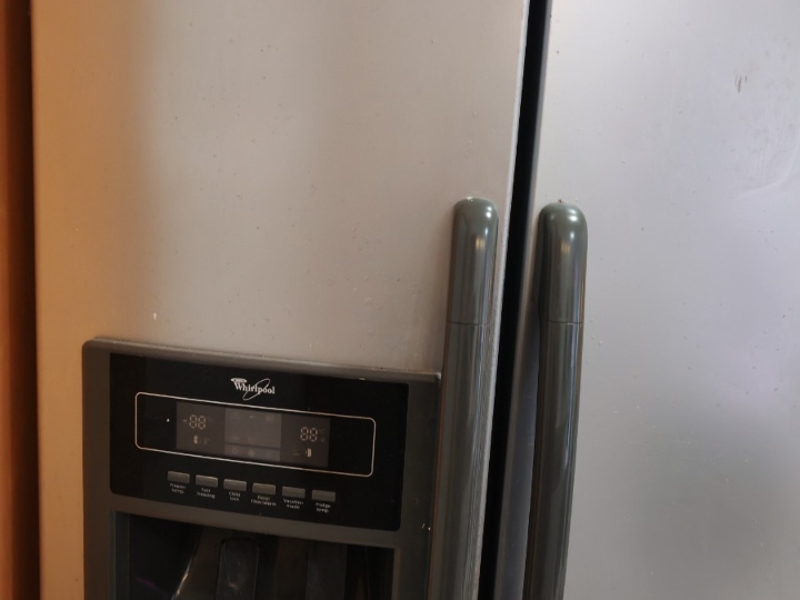 Hladnjak s ledenicom