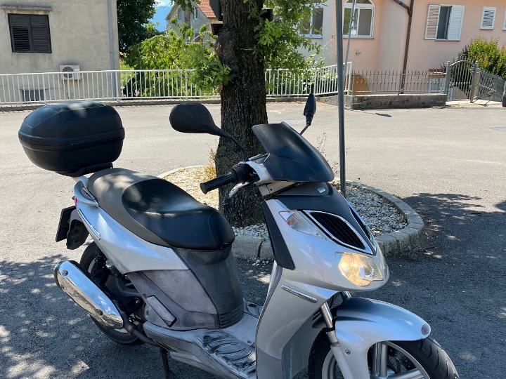 Aprilia Sportcity 200