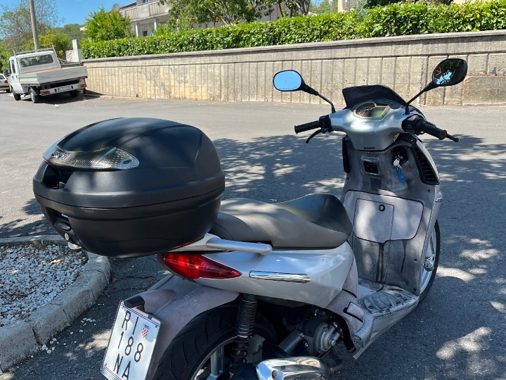 Aprilia Sportcity 200