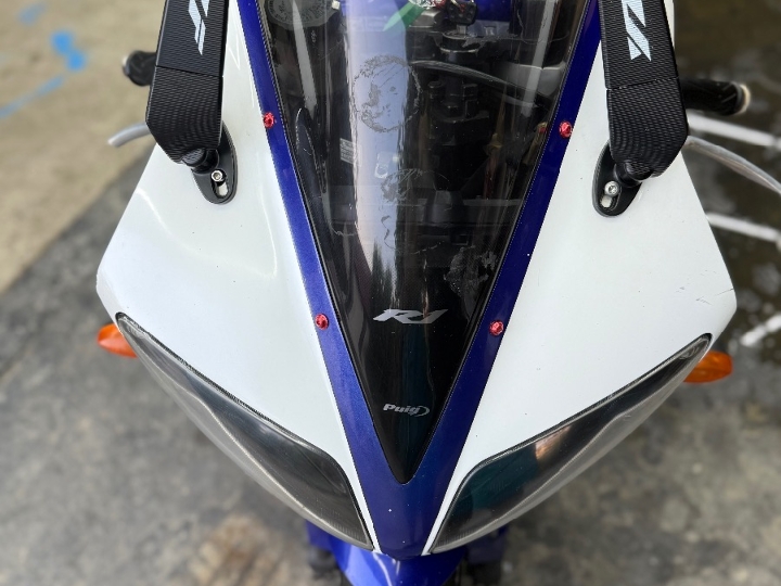 Yamaha R1 Dioda