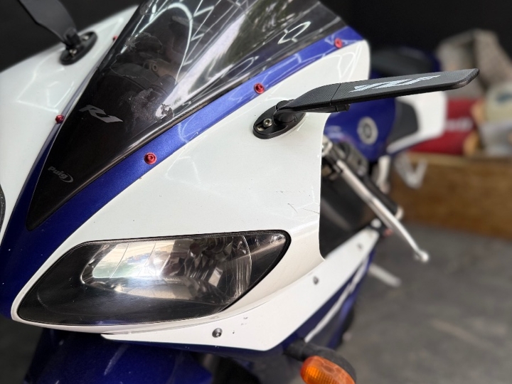 Yamaha R1 Dioda