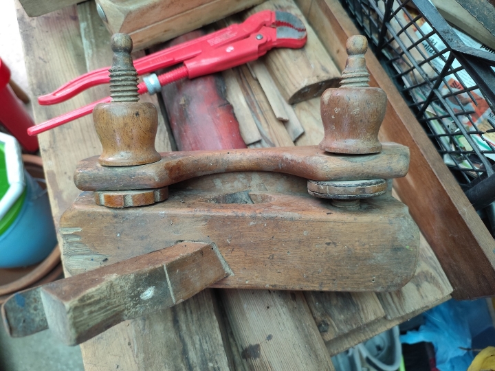 Stari stolarski alat