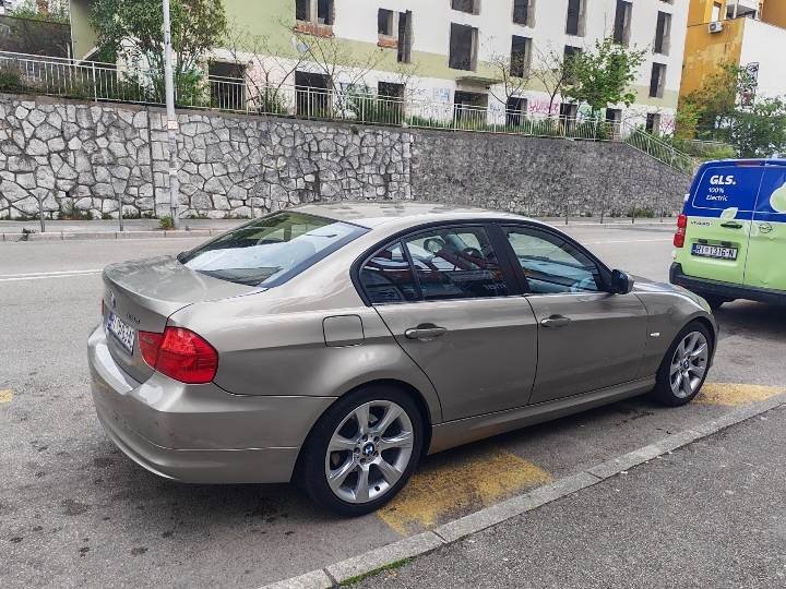 BMW 318d