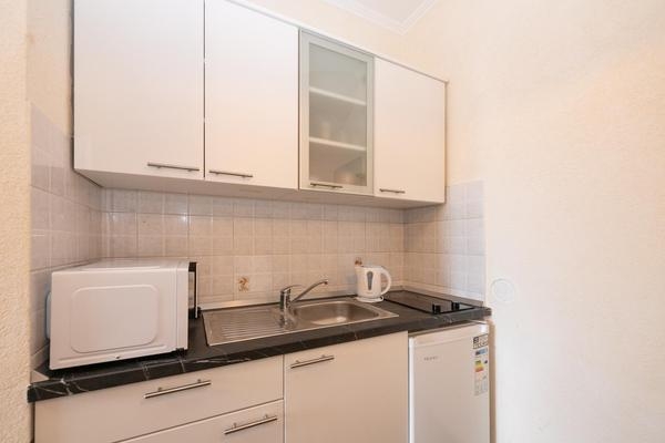 Ika centar, blizu faxa 150 m