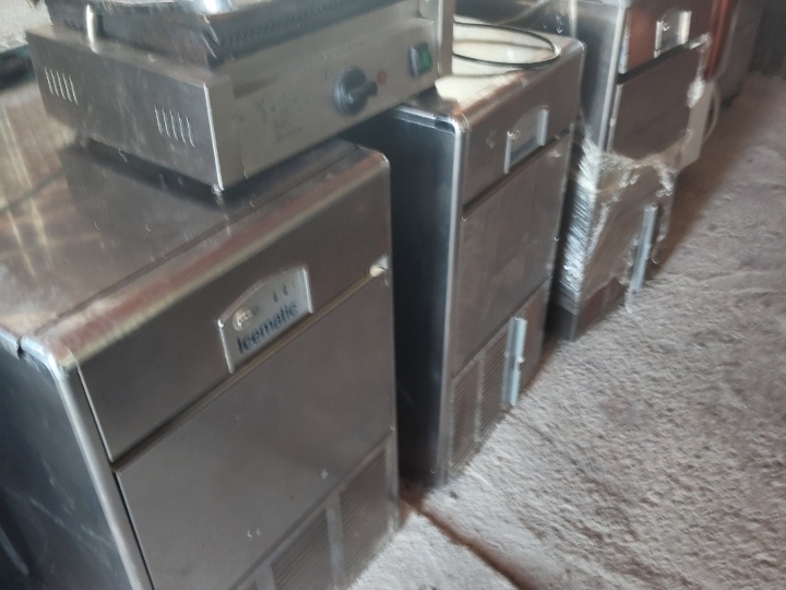 Ledomat, perilica suđa