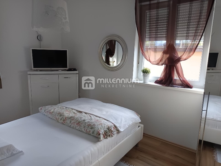 Opatija, 2S+DB, fenomenalni pogled, bazen, parking