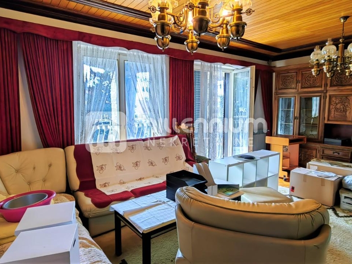 Crikvenica, 435m2, samostojeća kuća s 11 stambenih jedinica