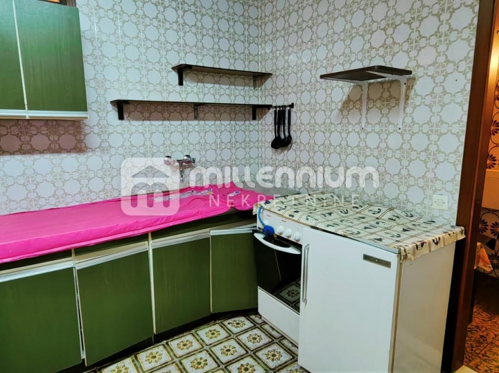 Crikvenica, 435m2, samostojeća kuća s 11 stambenih jedinica