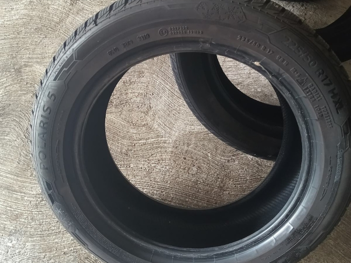 Gume Barum 225/50 R17