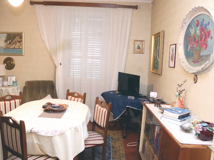 Stan u kući, Šibenik
