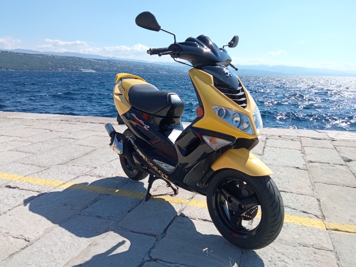 Peugeot Speedfight 2, reg. 4./27.