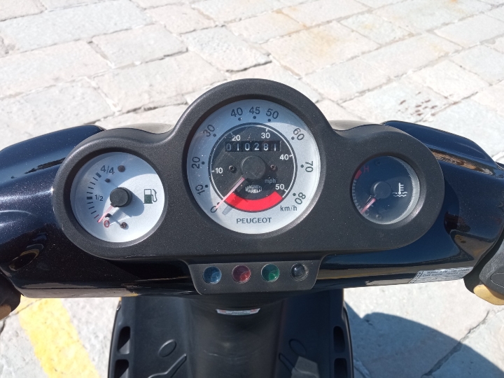 Peugeot Speedfight 2, reg. 4./27.