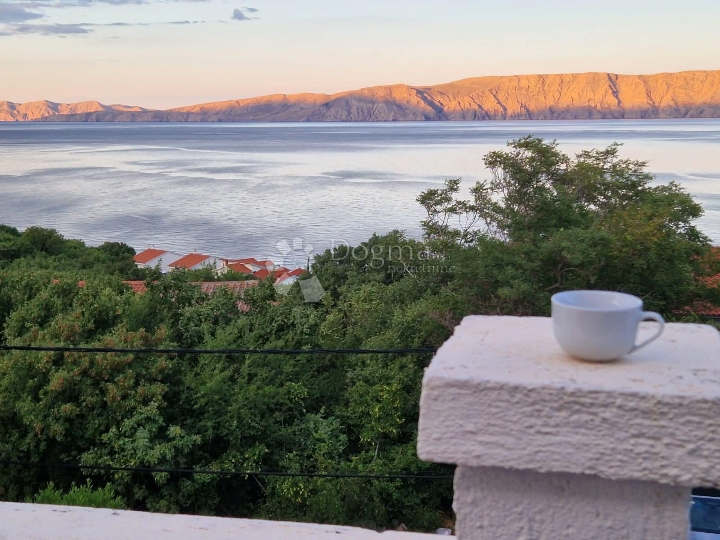 Prilika! Mediteranski raj – katnica s dva apartmana i velikim vrtom