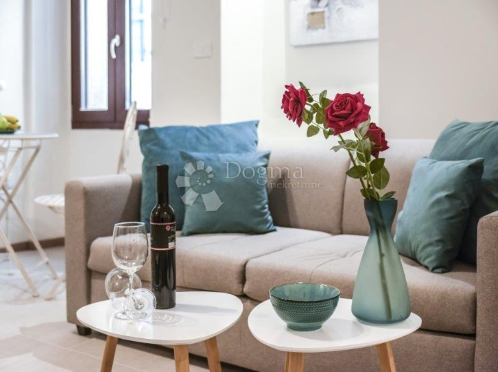 Jednosoban apartman u srcu Rovinja, bajkoviti stari grad