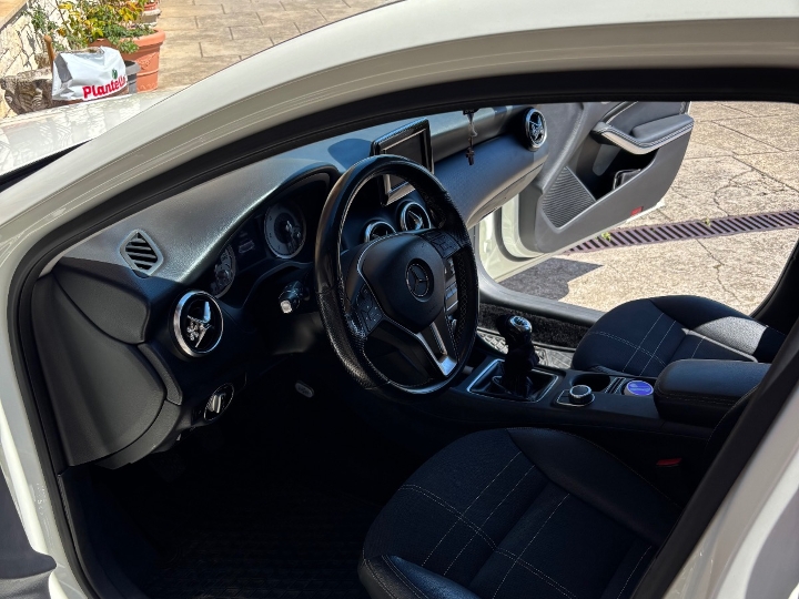 Mercedes-Benz A 200 CDI