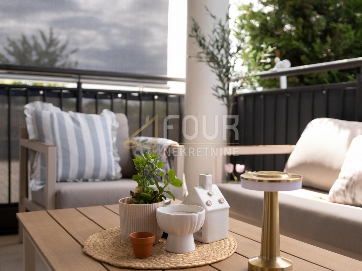 Najam, Marčelji, 84.13m2, 2S+DB, balkon i terasa, zajednički bazen