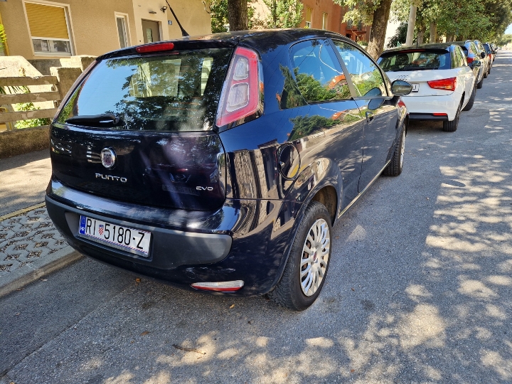 Fiat Punto Evo, 2010. benz. zamjena