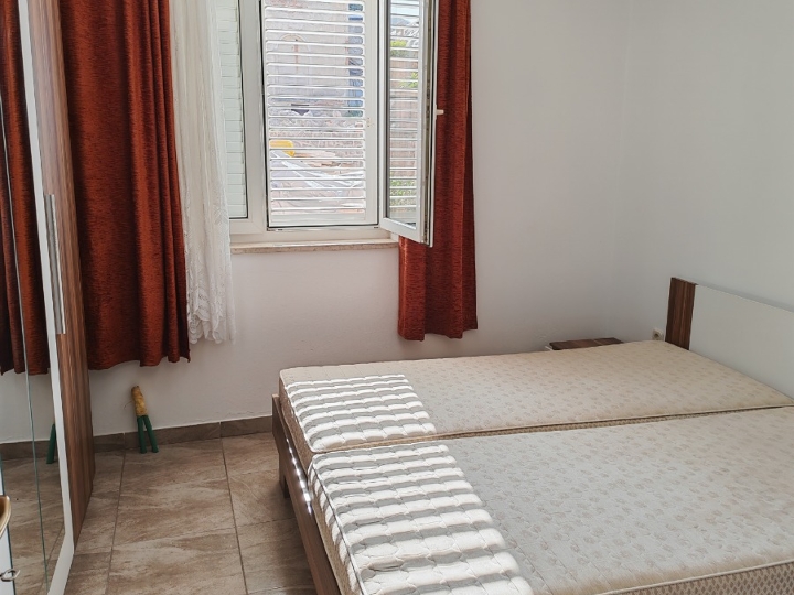 Dvosobni stan u Matuljima