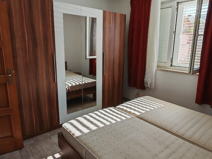 Dvosobni stan u Matuljima