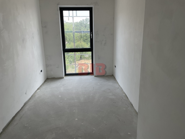 Kostrena, penthouse s garažom u urbanoj vili