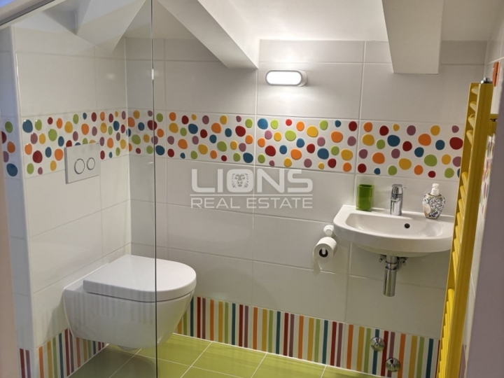 Rijeka, Donja Vežica 183,44 m2