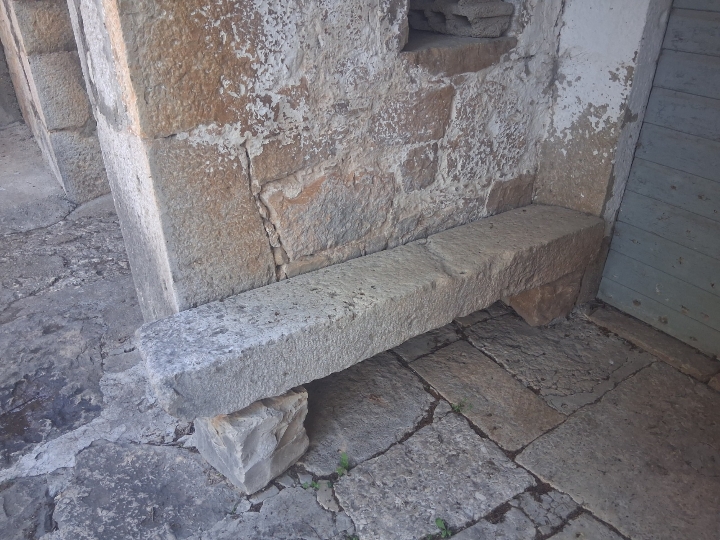 Prodaja kamenih ploča i blokova