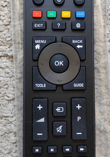 Grundig led TV 82 cm