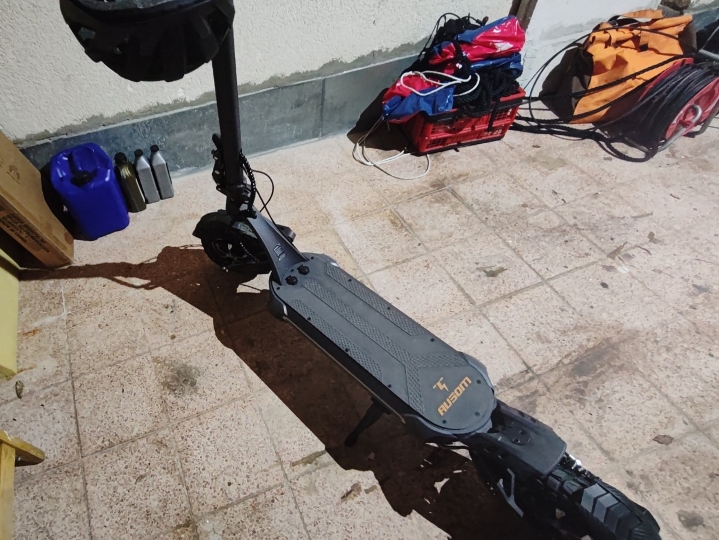 Elektro romobil Austom