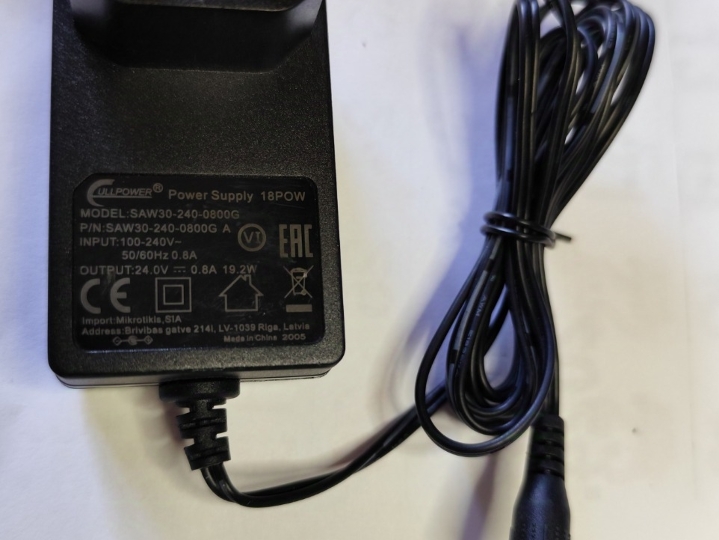 Adapter napona 220 V/24 V 800 mA