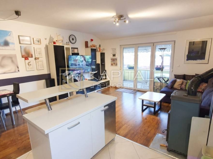 Viškovo, 2S+DB, 86m2, 2 parkirna mjesta!