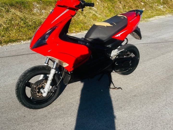 Peugeot Jet Force C-Tech 50