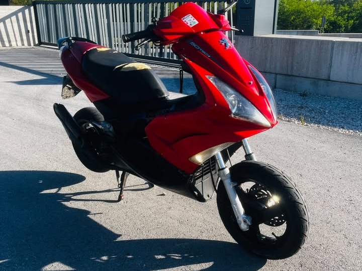 Peugeot Jet Force C-Tech 50