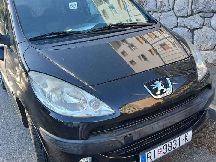 Peugeot 1007 1.4 HDi