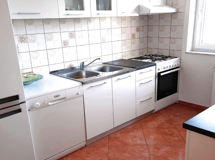 Samostojeća kuća - privatna prodaja