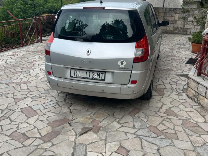 Renault Scenic 1.9 dizel