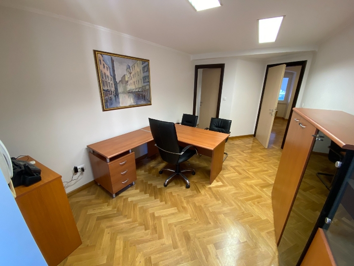 Rijeka, centar, Korzo, 32 m2, ured