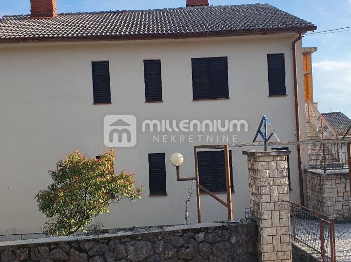 Drenova, 350m2, samostojeća kuća s 3 stana, garažom i konobom