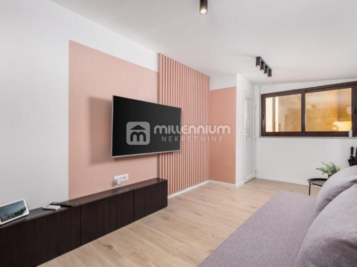 Opatija, Centar, 83.80m2, 2S+DB s parkingom