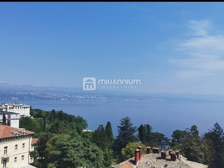 Lovran, 108m2, 3S+DB s pogledom na more