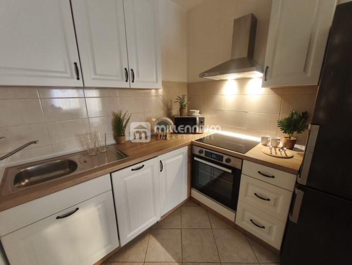 Gornja Vežica, 60.86m2, 2S+DB s lođom i prekrasnim pogledom