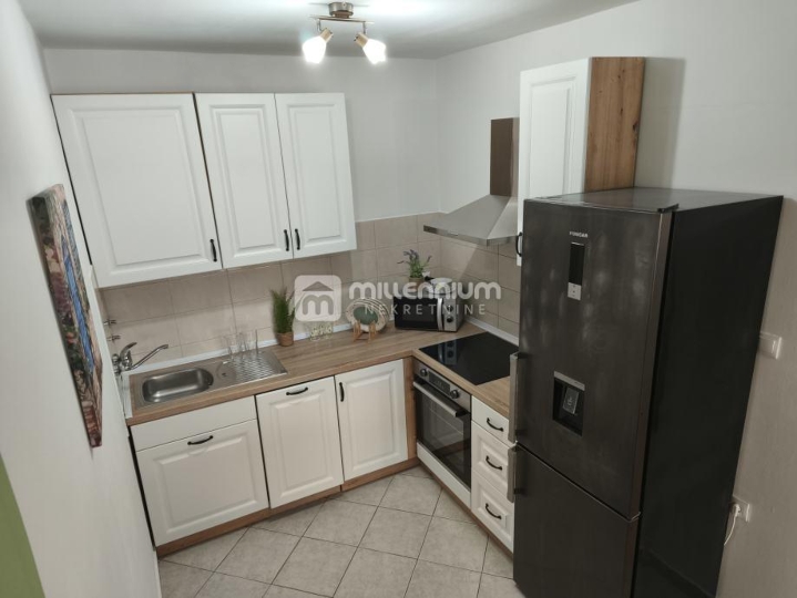 Gornja Vežica, 60.86m2, 2S+DB s lođom i prekrasnim pogledom