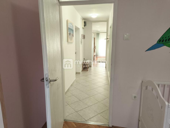 Gornja Vežica, 60.86m2, 2S+DB s lođom i prekrasnim pogledom