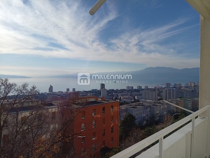 Gornja Vežica, 60.86m2, 2S+DB s lođom i prekrasnim pogledom