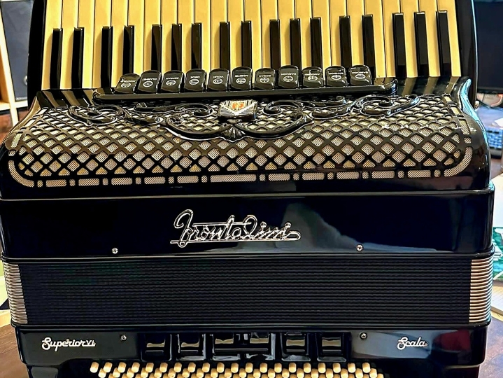 Mijenjam novu harmoniku 2+2 kabina