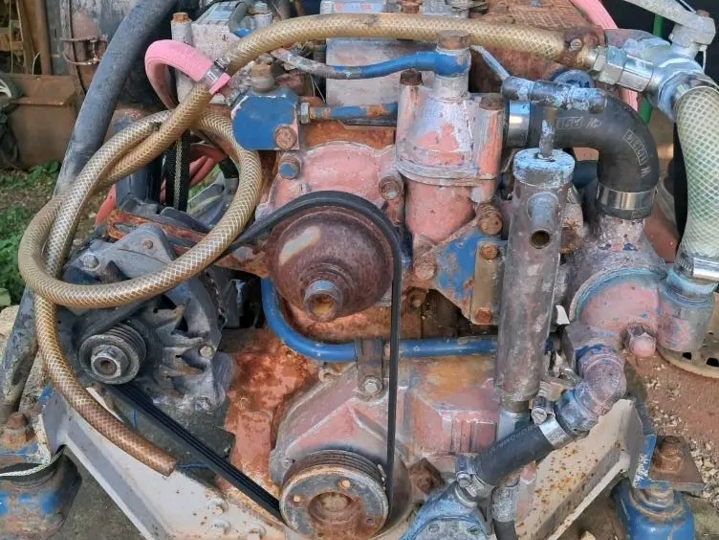 Motor za brod