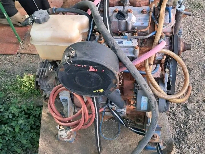 Motor za brod