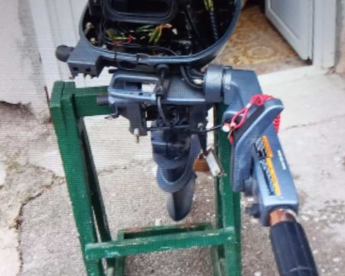 Motor za brod